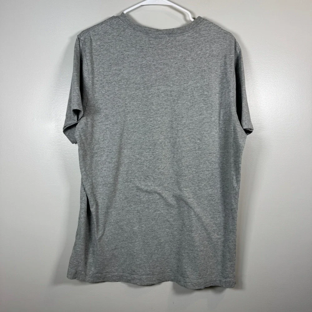 Nike Sportswear Club Tee Mens L Gray Black Futura Logo Classic Swoosh Minimalist